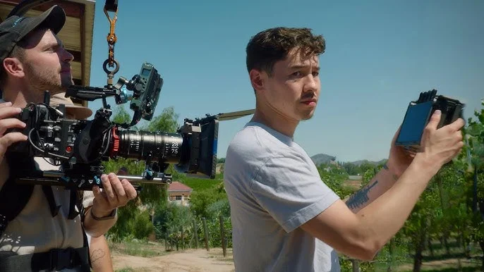 微电影导演现场指导拍摄